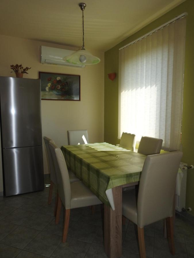 Petra Apartmanhaz Badacsonytomaj Eksteriør billede